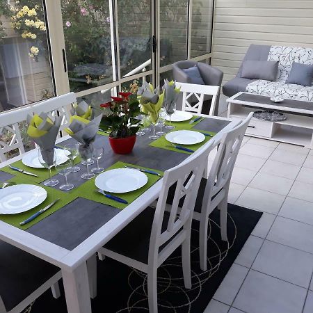 Montville Gite Au Bord Du Lac מראה חיצוני תמונה